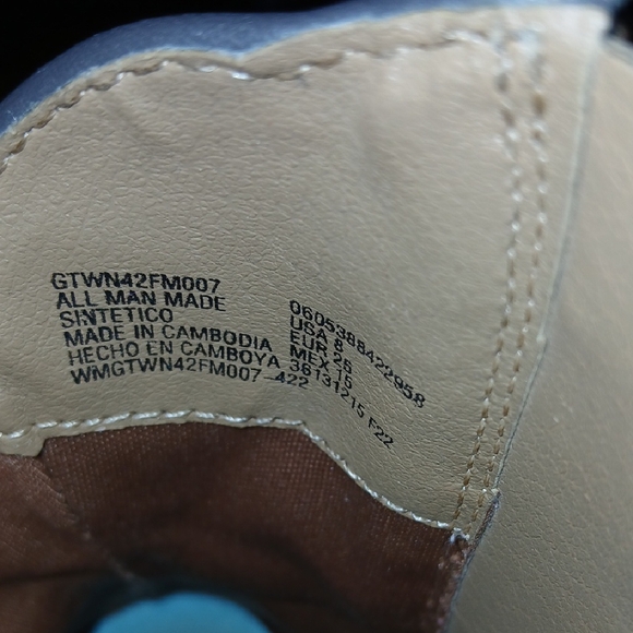 Wonder Nation Brown Boots with Blue Star Embroidery - Picture 9 of 10